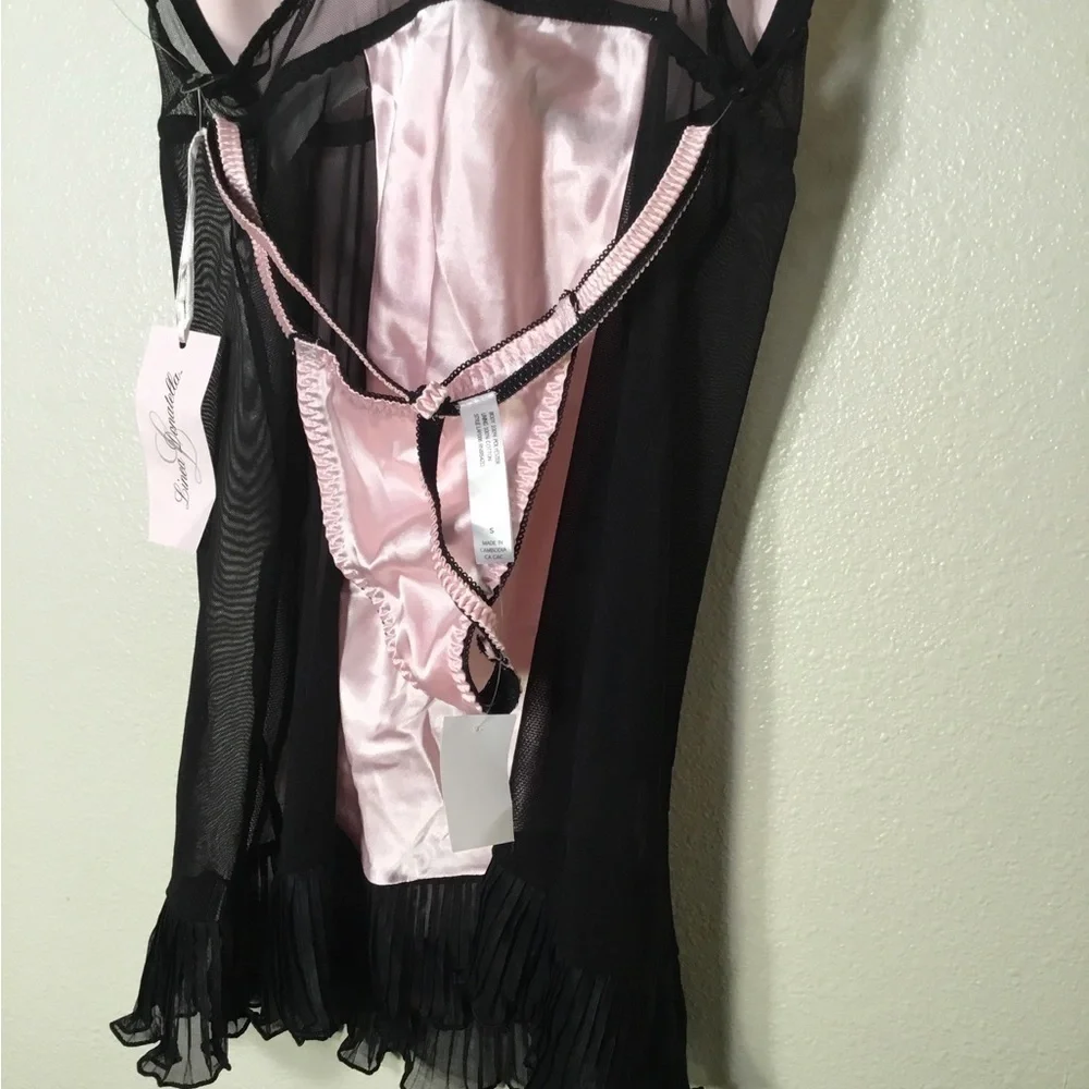 NWT 2 PIECES LINEA DONATELLA PINK LINGERIE‎ SIZE SMALL